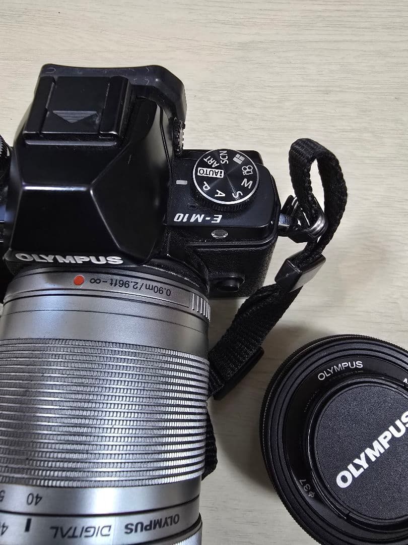 OLYMPUS OM-D E-M10 レンズセット