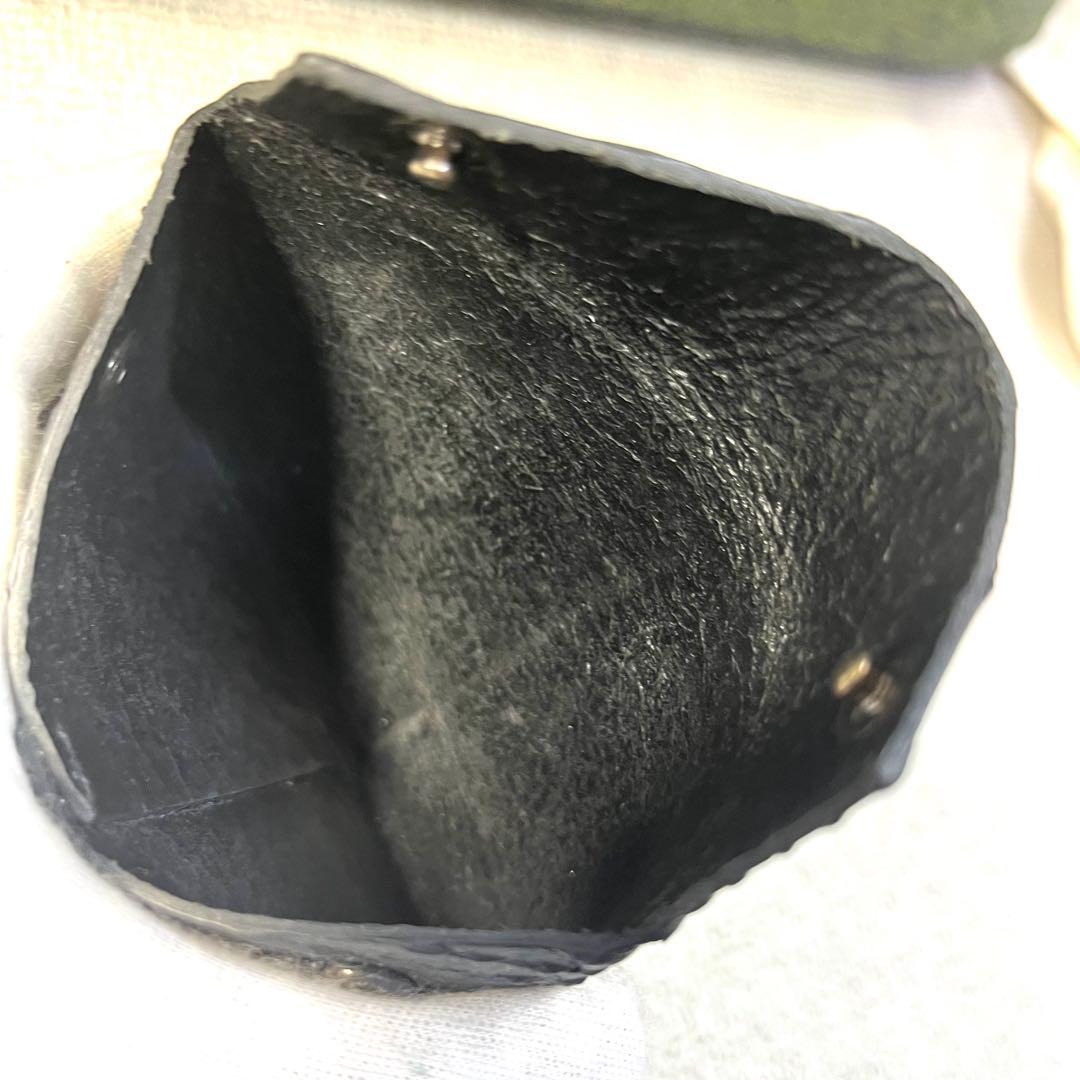 【美品】カガリユウスケ ケース 黒壁 牛革/パテ 黒 漆喰 小銭入れ