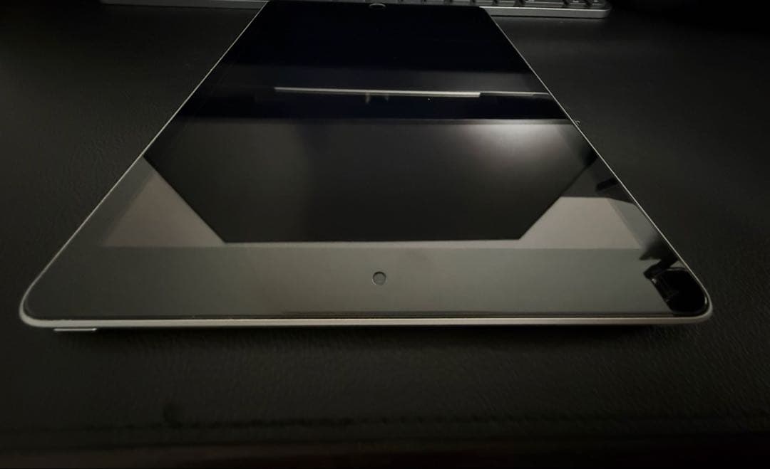 Ｓ*☆様 ⭐️美品 iPad 第9世代 64GB シルバー※修理歴あり＋スタンド