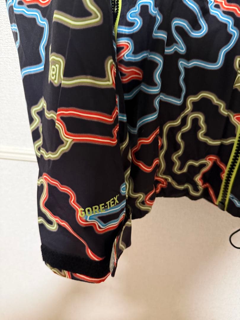 ak burton GORE-TEX スキー　スノーボードウェア　 Lサイズ