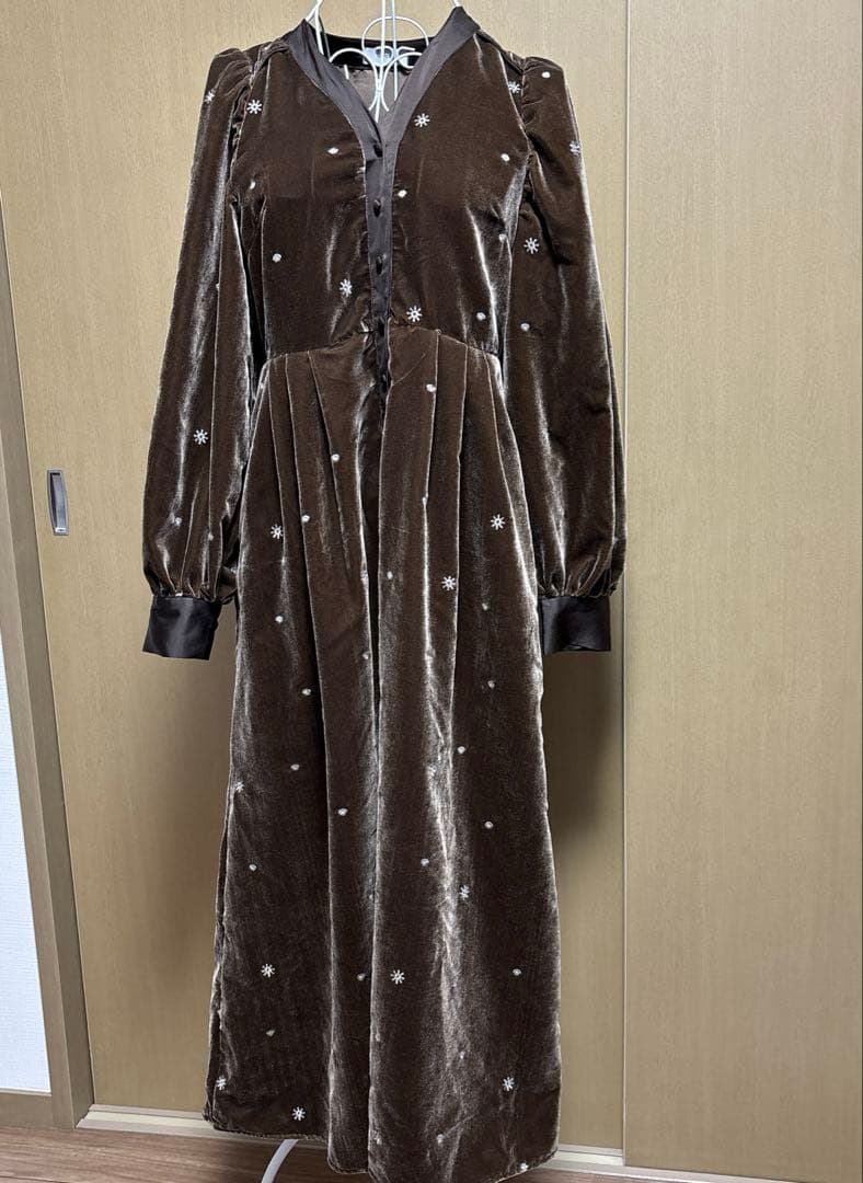 SHIPS any ブラウン フレアワンピース