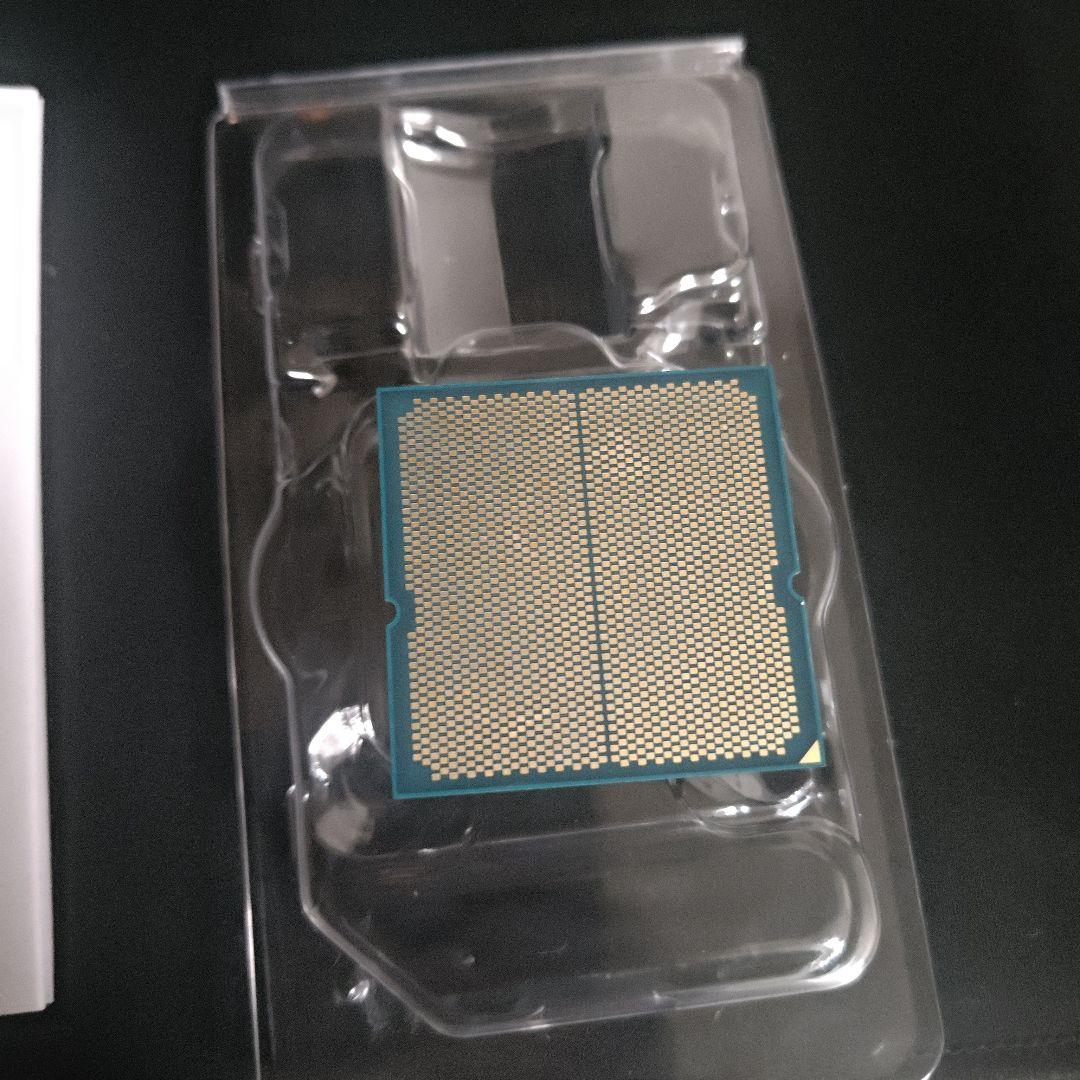 動作確認済み AMD Ryzen5 8400f ほぼ未使用 クーラー付き