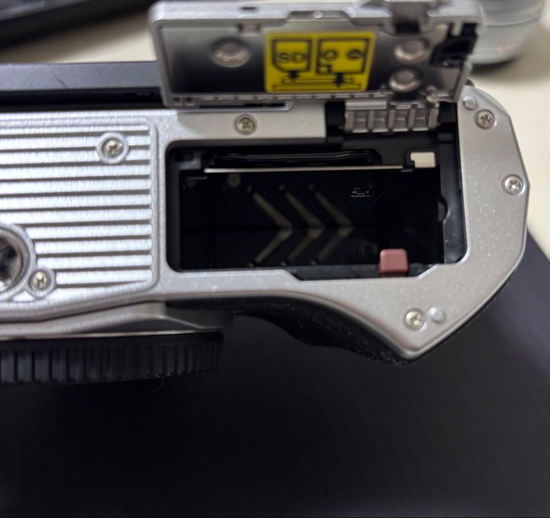 OLYMPUS OM-D E-M10 Mark III ダブルレンズキット