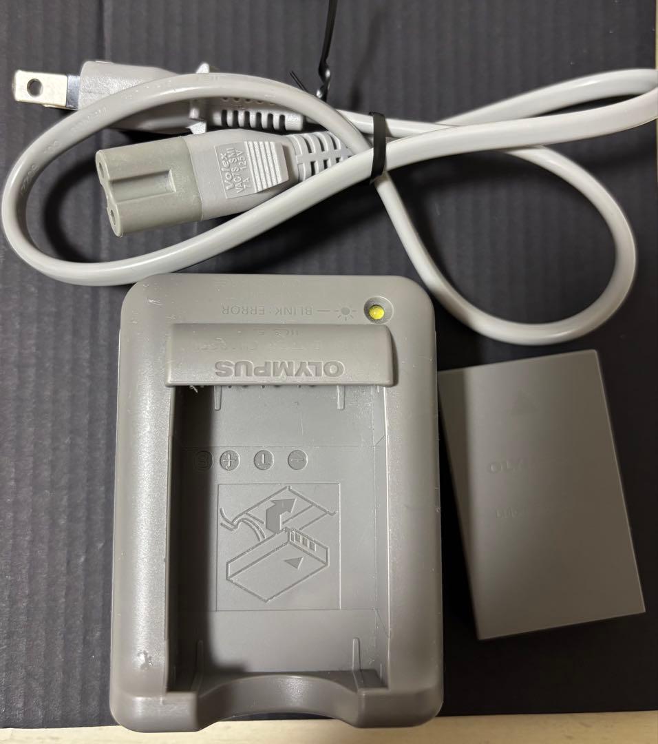 OLYMPUS OM-D E-M10 Mark III ダブルレンズキット