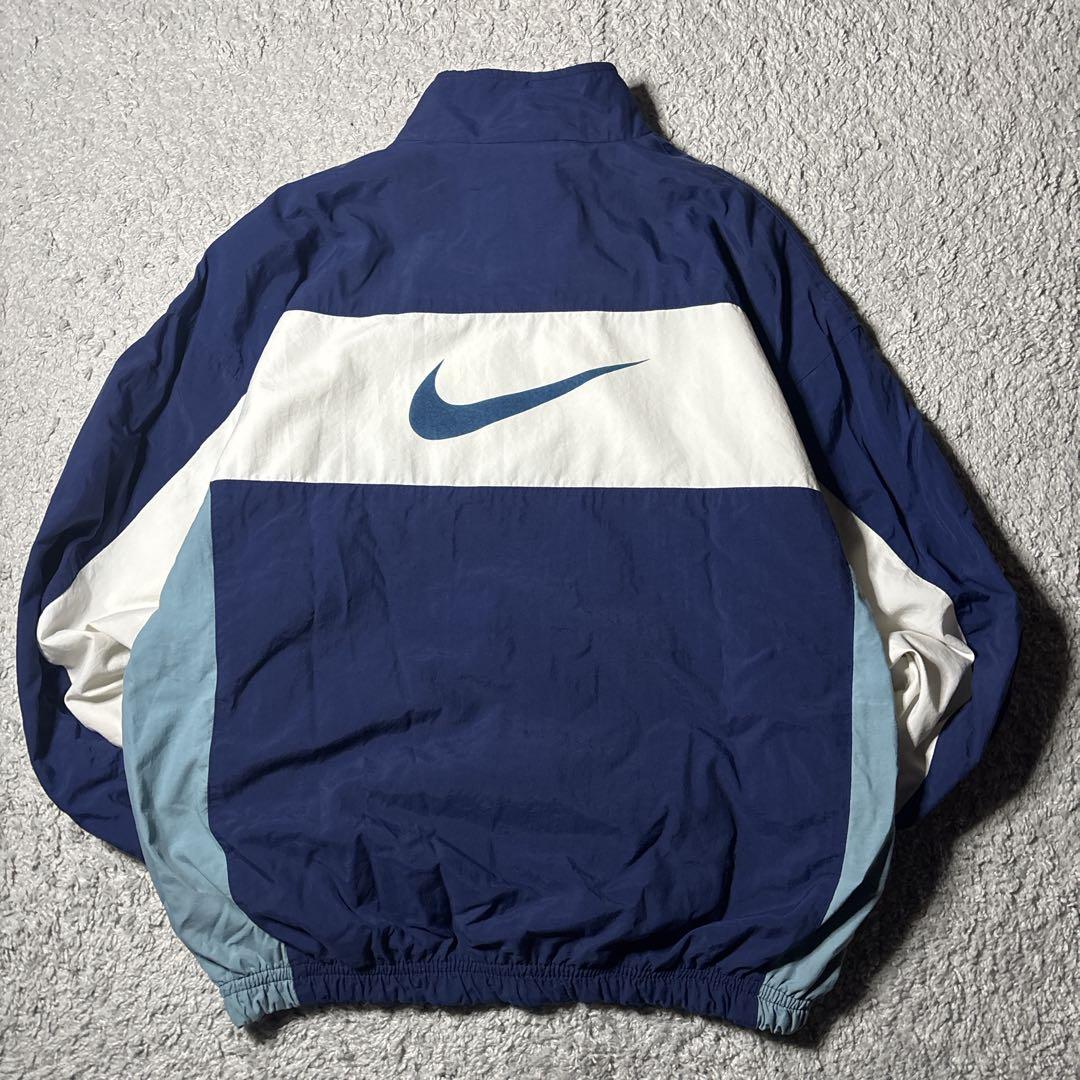 ナイキ　NIKE ナイロンジャケット　90s 白タグ　ワンポイント刺繍　ロゴ刺繍