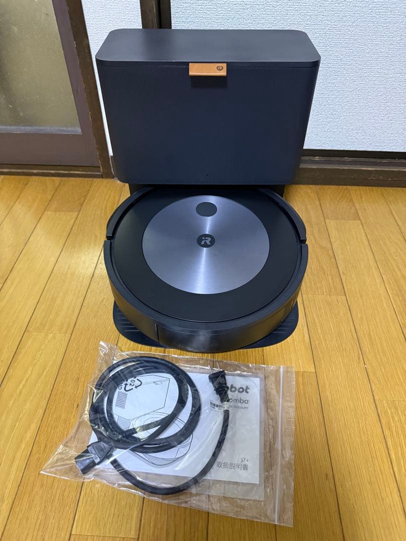 ロボット掃除機 iRobot ルンバj7+