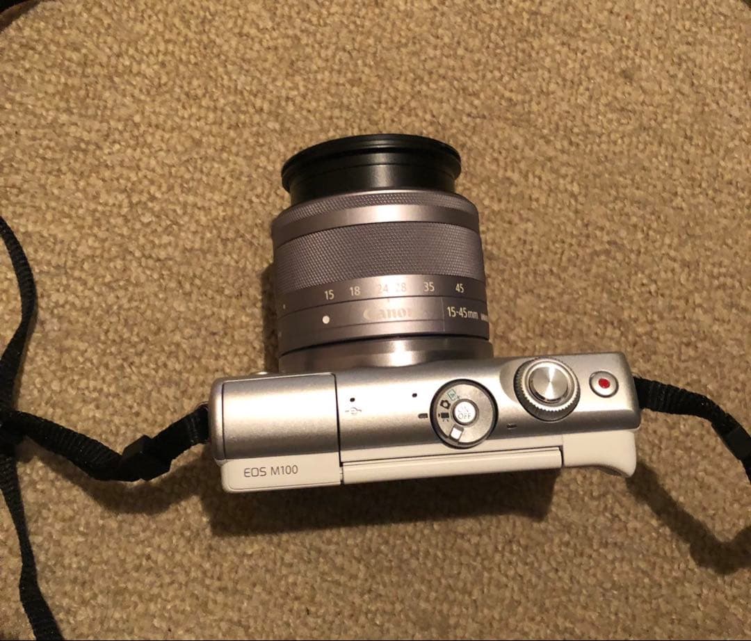 Canon ミラーレス　一眼カメラ　EOS M100