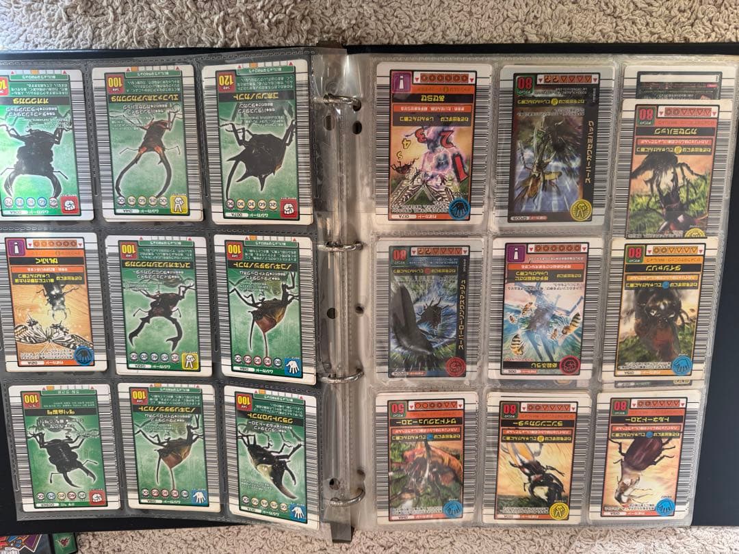 ひ*こ様 甲虫王者ムシキング トレーディングカードセット　恐竜キング