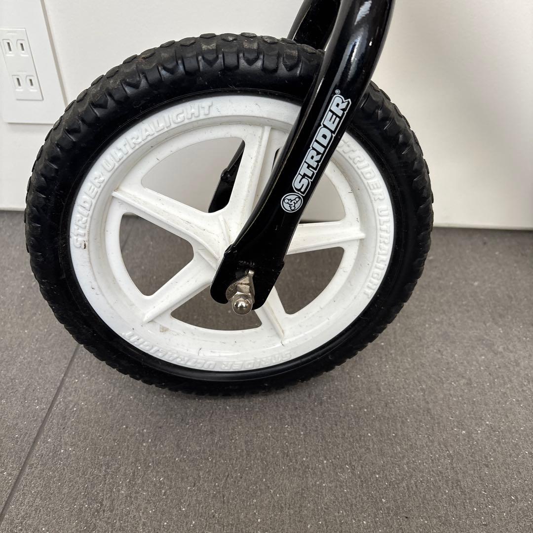 【ムラサキスポーツ限定】STRIDER 12 PRO バランスバイク黒スタンド付