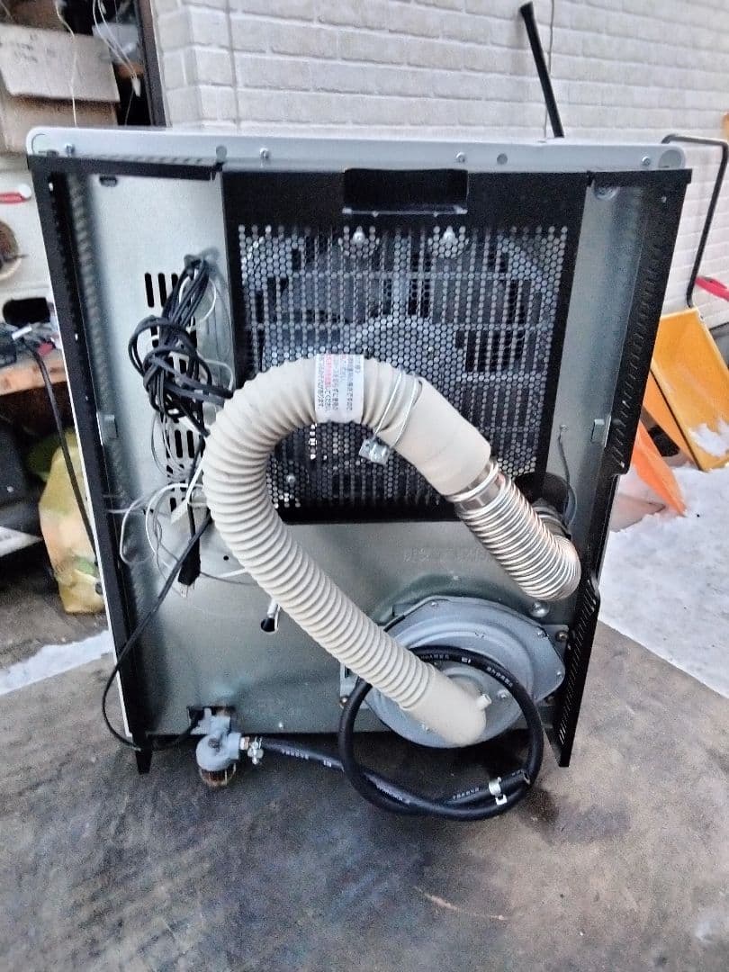 札幌発コロナFF温風石油ストーブ！品番「FF‐4211GS」2011年式中古品⑪