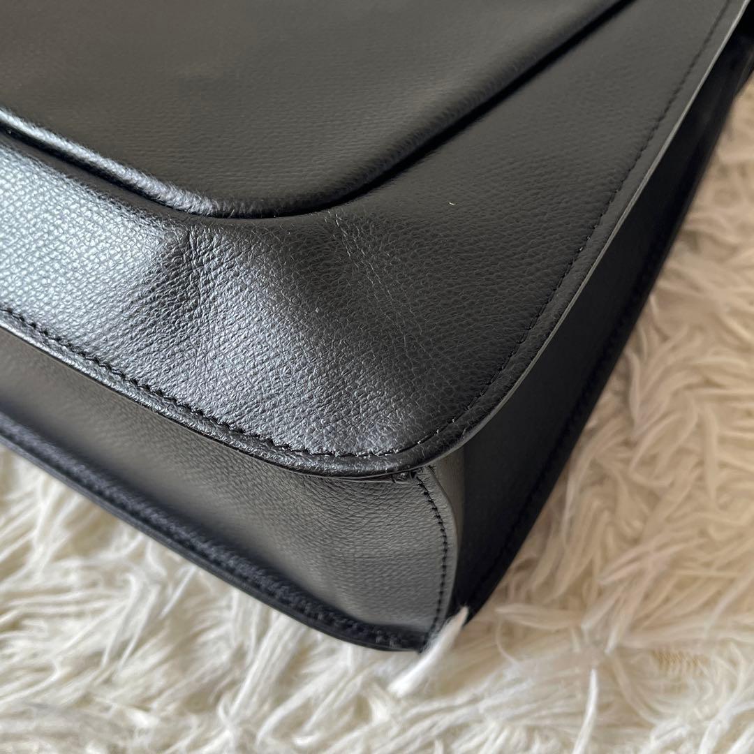未使用級✨GIVENCHY ジバンシー　ハンドバッグ　冠婚葬祭　ブラック　レザー