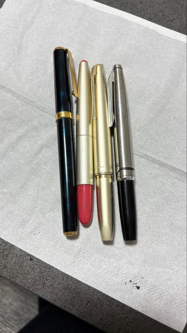 万年筆ペン先 18K 二つ