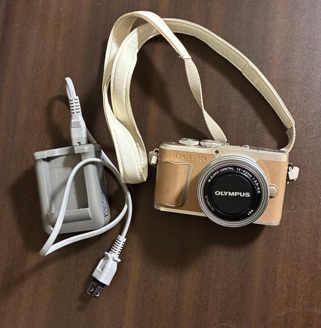 Olympus PEN ブラウン　ミラーレス一眼カメラ