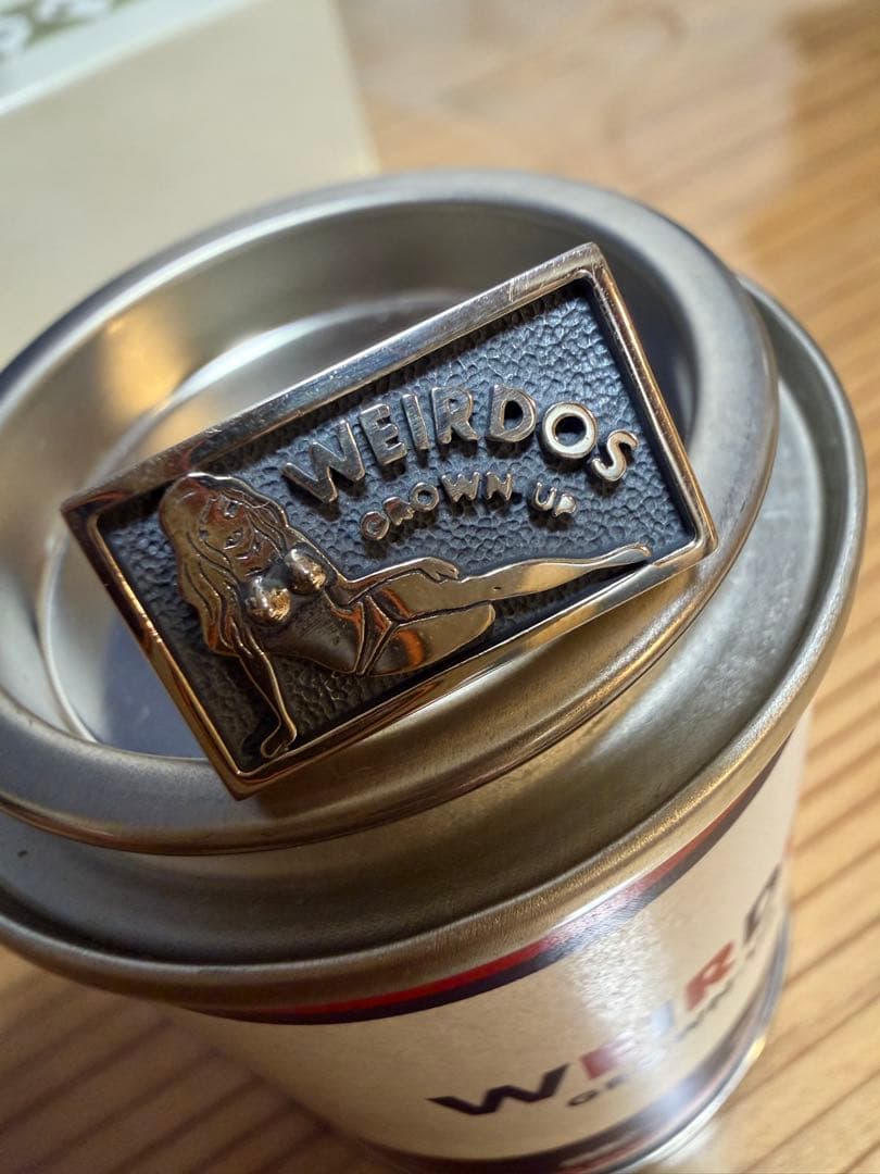 WEIRDO SEXY PLAQUE - RING17号