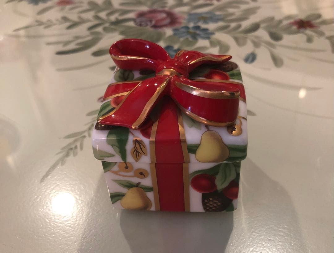 Tiffany&Co. ティファニー ホリデー 陶器製 小物入れ