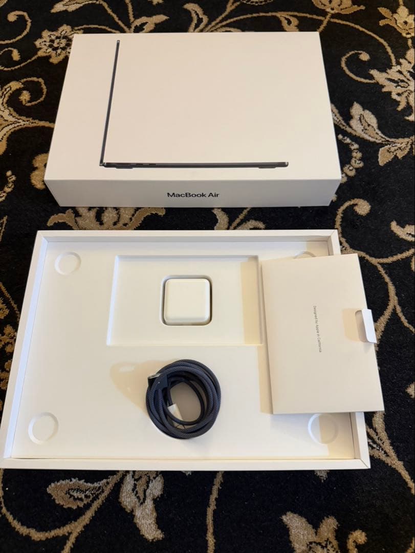 MacBook本体 MacBook Air M2 8GB/1TB