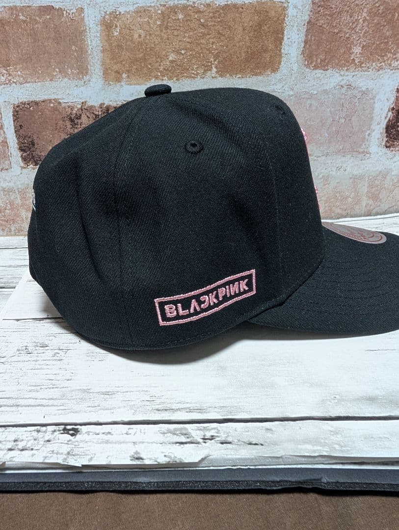 BLACKPINK LAロゴキャップ