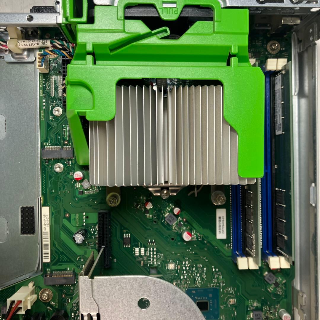 第9世代！Core i3！ESPRIMO D588/BX本体のみジャンク品！