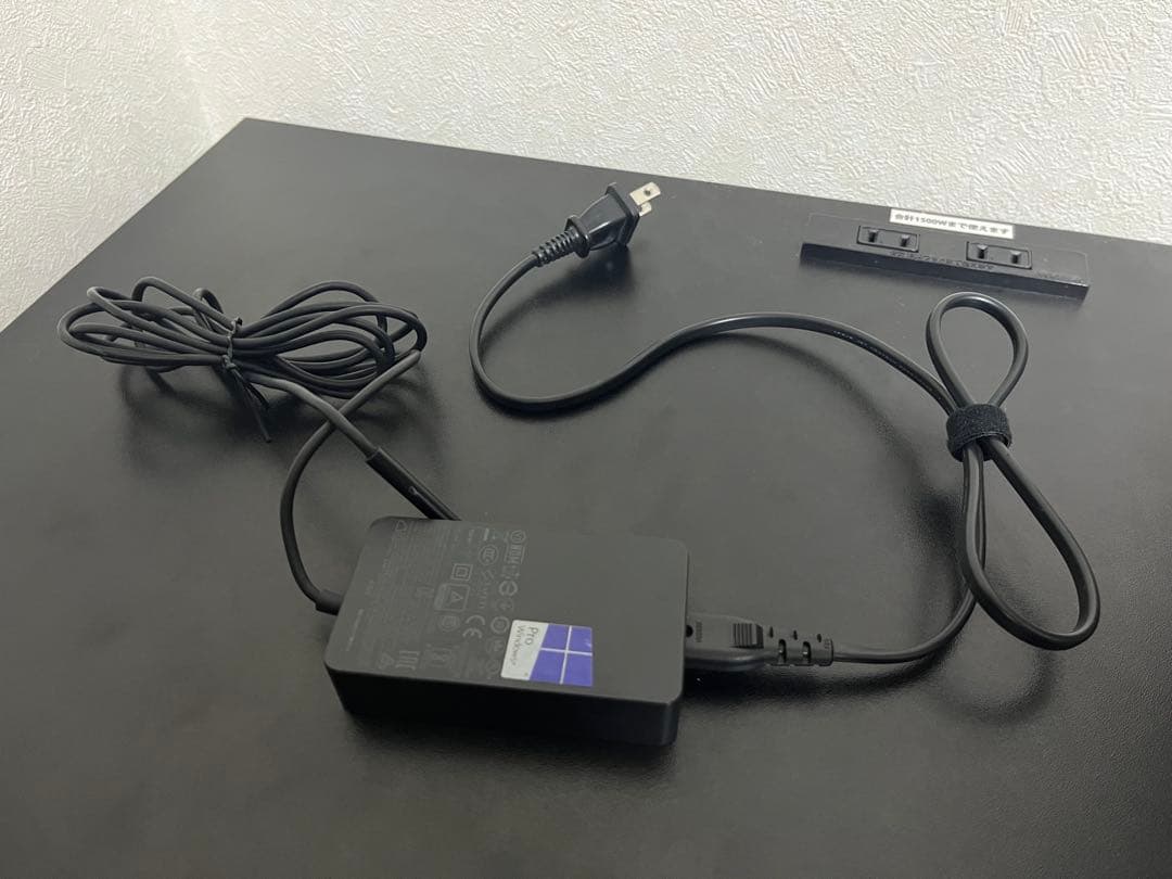 【定価約20万】Microsoft Surface Pro 5 本体　+α