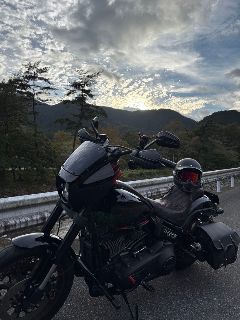 ハーレー純正クウォーターフェアリング