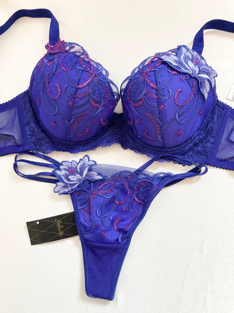 新品　ワコール　サルート　87G 魔法少女　E70 ソングM KO