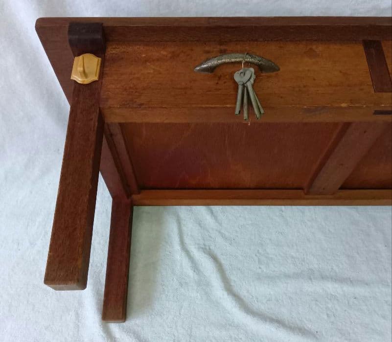 木製　学習机　ひとり机　年代物　アンティーク　引出し付き　寺子屋机　鍵付き　座卓