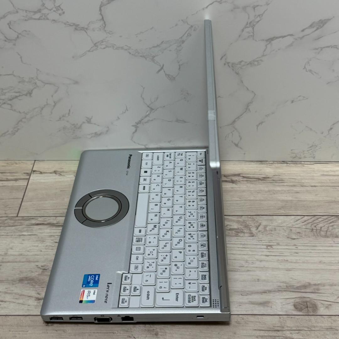 バッテリー良好【第11世代 i5/16GB 】レッツノートSV1！高性能&軽量