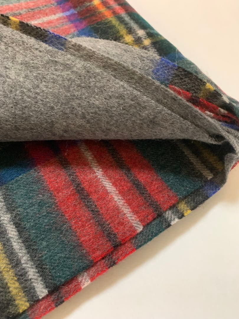 ま*ぺ様 JOHNSTONS ジョンストンズ マフラー 大判タータンチェック男女