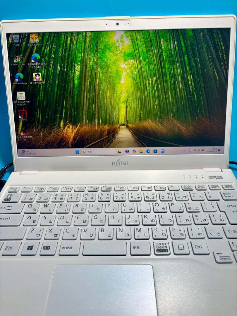 富士通 LIFEBOOK UH75/B3 i7 8550U SSD 2T 20G