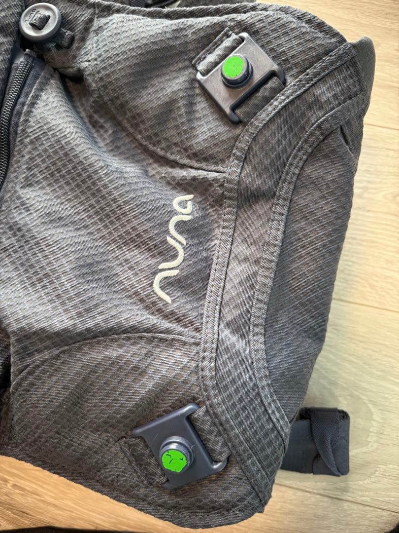 nuna cudi clik ヌナ抱っこ紐 denim