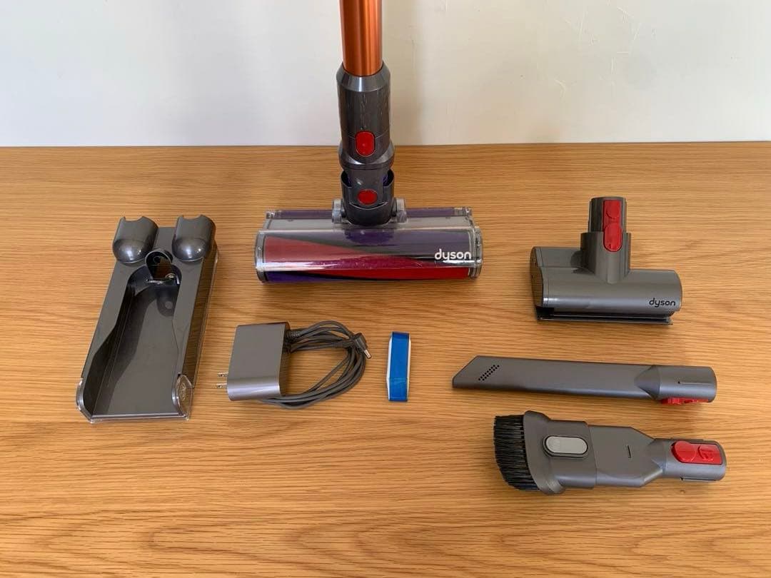 ダイソン SV12 cyclone v10 fluffy dyson