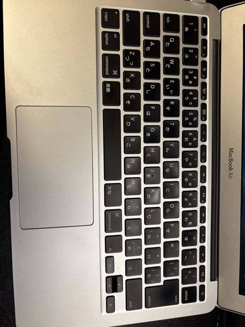 MacBook Air (11-inch, Early 2015) 本体