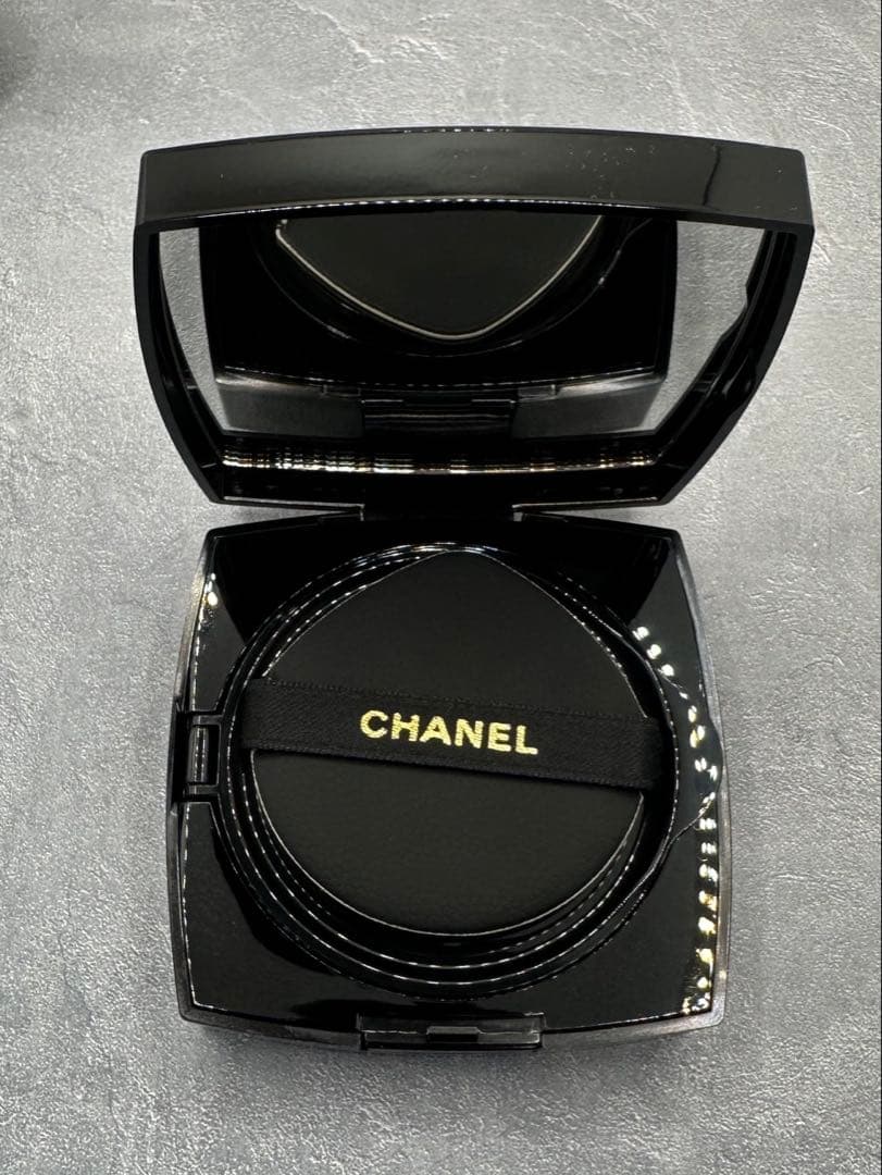 CHANEL サブリマージュ レサンス ドゥ　タン クッション 各17500円
