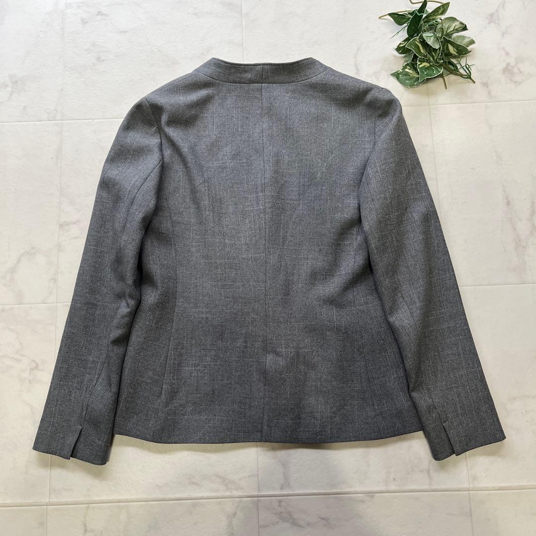 極美品　インディヴィ ノーカラー スーツセットアップ 38 現行　グレー　洗える