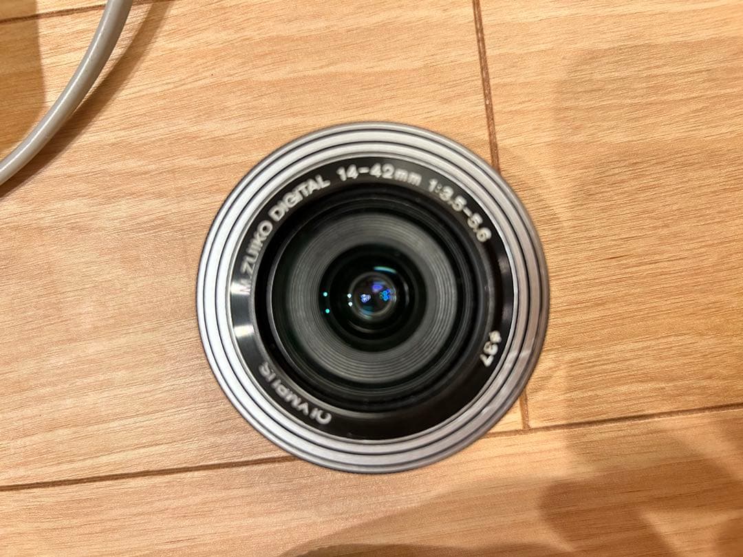 OLYMPUS PEN E-PL7 レンズキット ミラーレス一眼