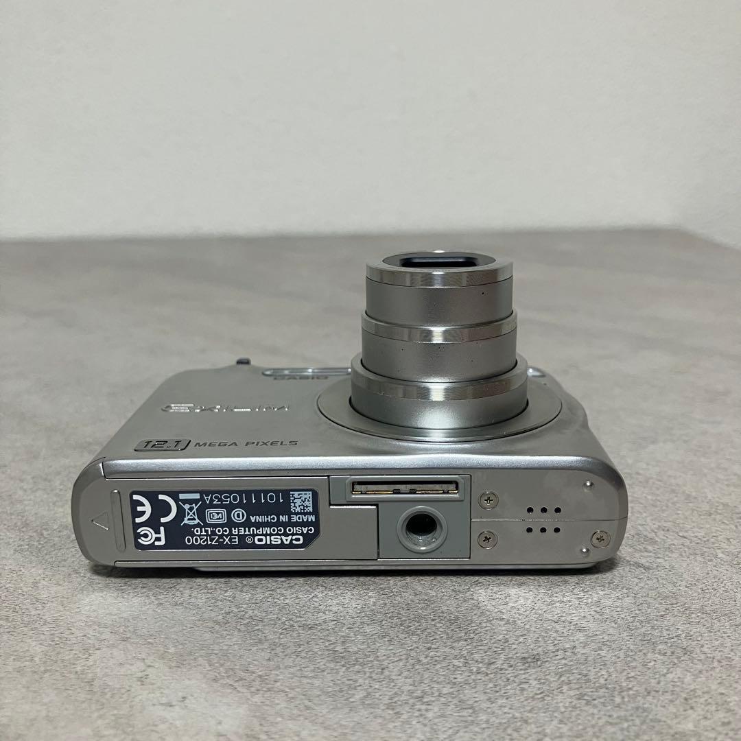 CASIO EXILIM EX-Z1200 シルバー（動 作確認湇）