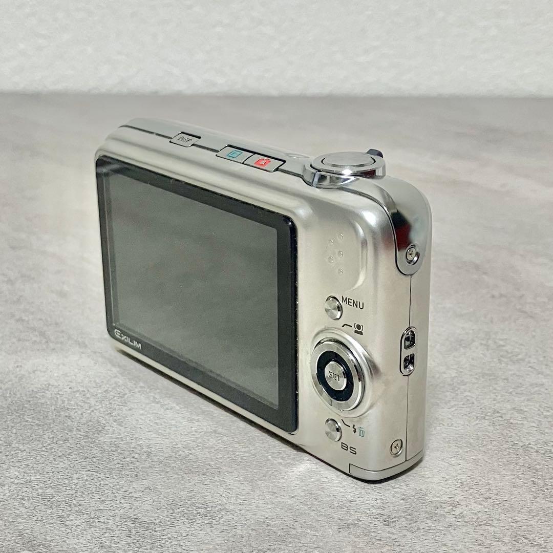 CASIO EXILIM EX-Z1200 シルバー（動 作確認湇）