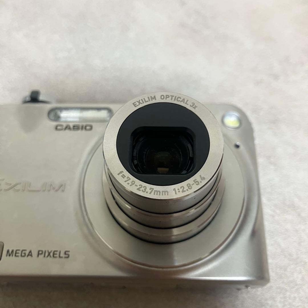 CASIO EXILIM EX-Z1200 シルバー（動 作確認湇）