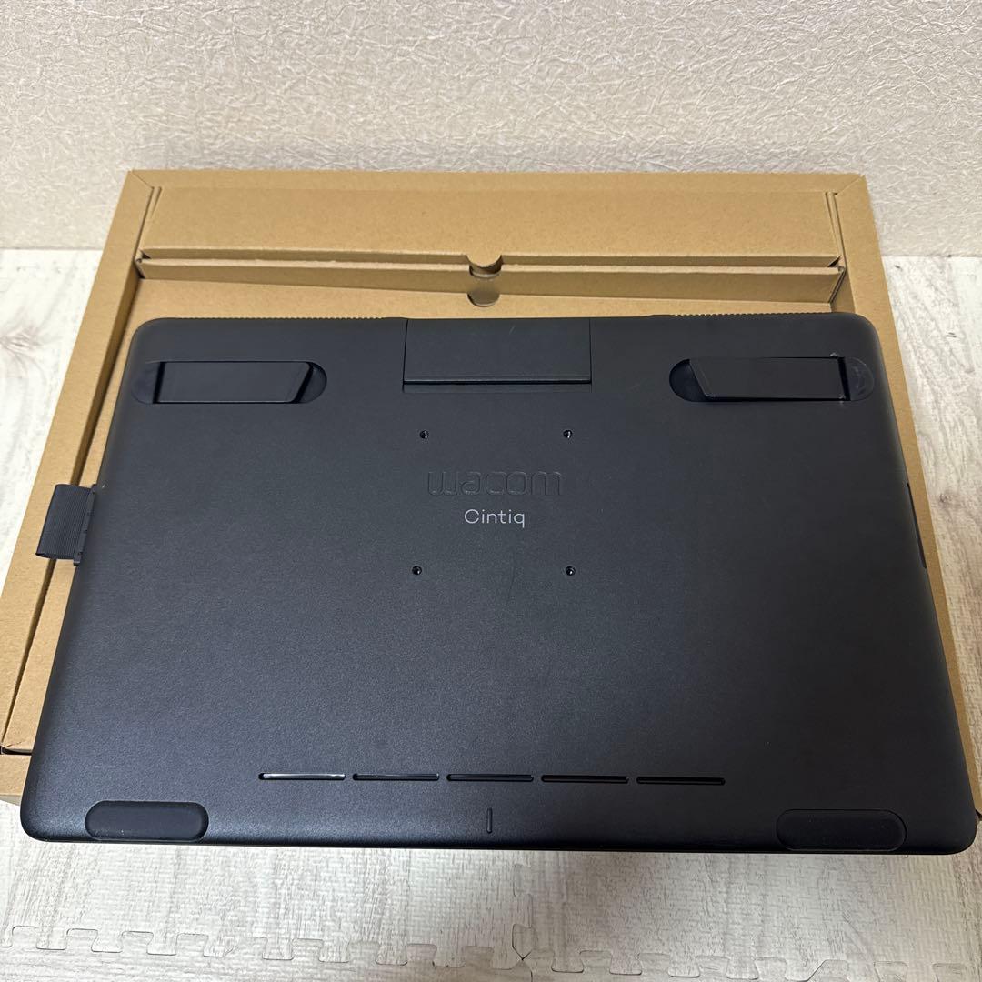 Wacom Cintiq 16 液晶ペンタブセット USBハブ付き