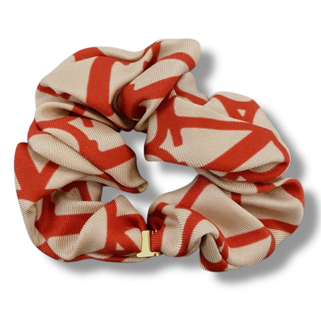 VALENTINO 良品 ゴールドV金具 ストライプ サテンシュシュ 2点セット