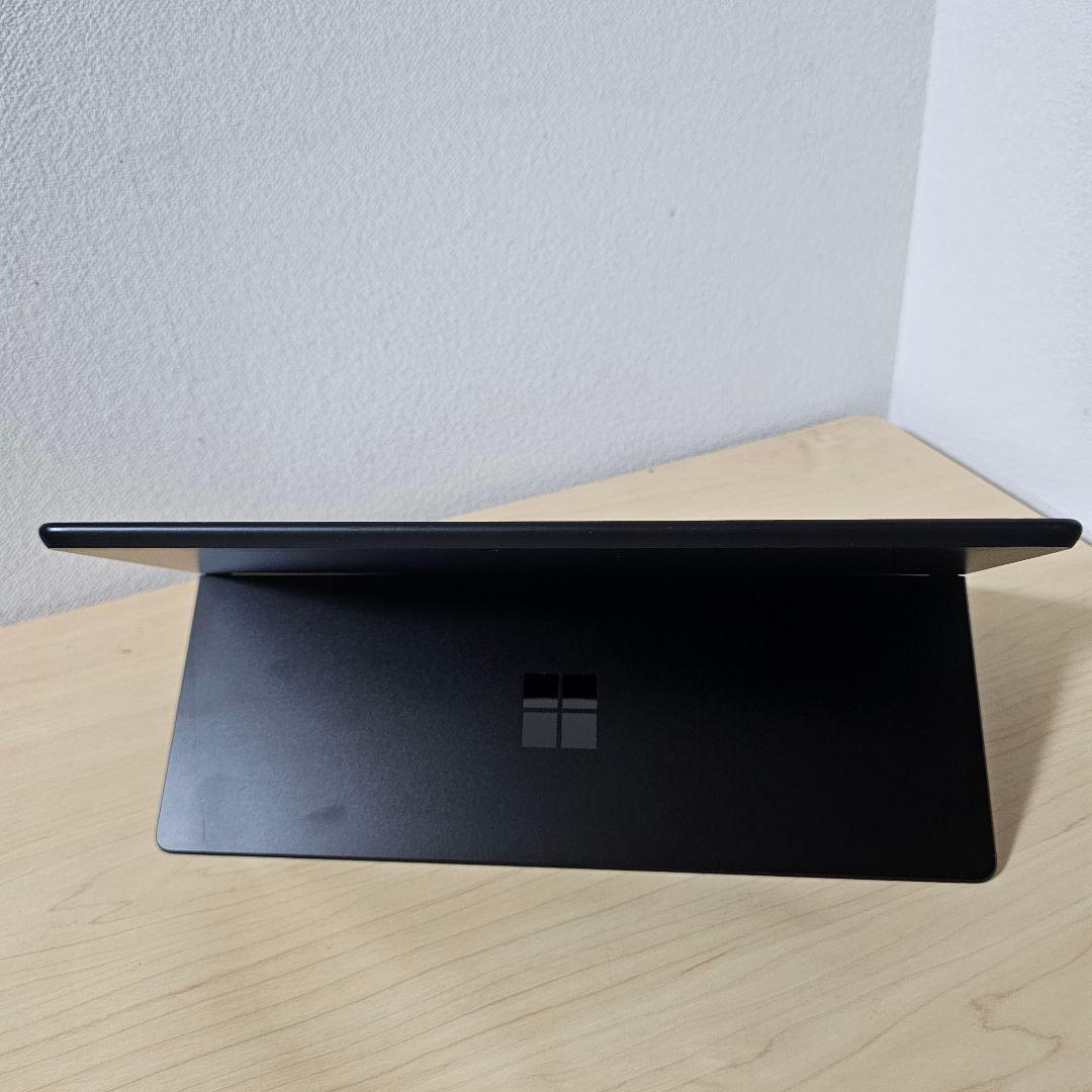 Surface Pro X／Microsoft SQ1／ペン収納可能キーボード