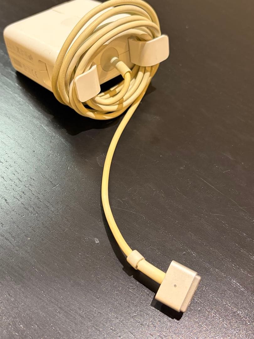 MacBook本体 MacBook Air 13-inch 2017 / 8GB / 256GB