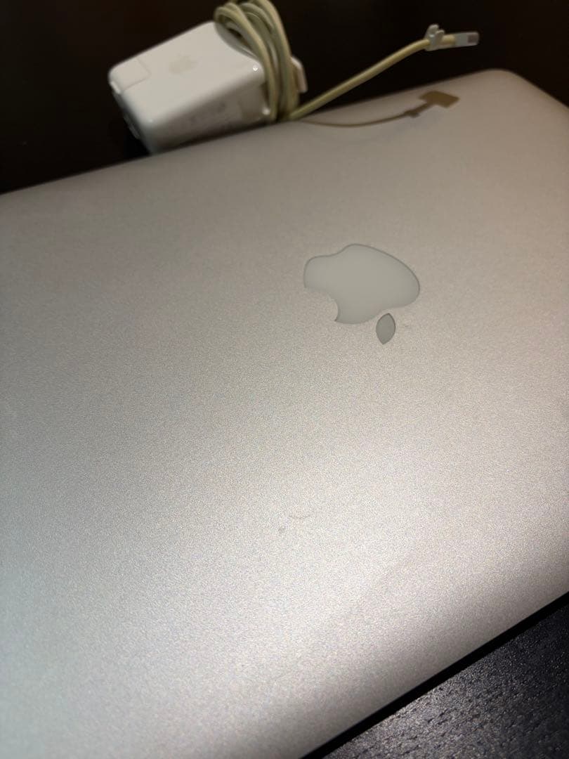 MacBook本体 MacBook Air 13-inch 2017 / 8GB / 256GB