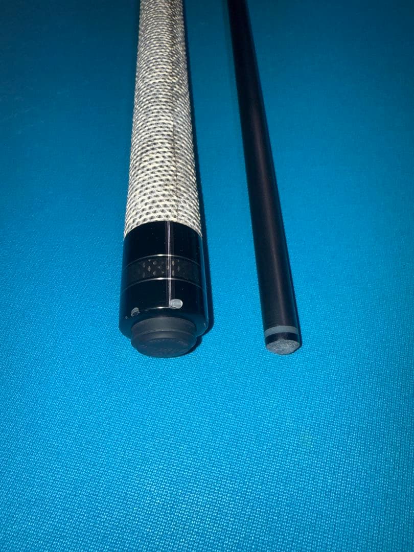 ビリヤードキュー カーボンファイバー