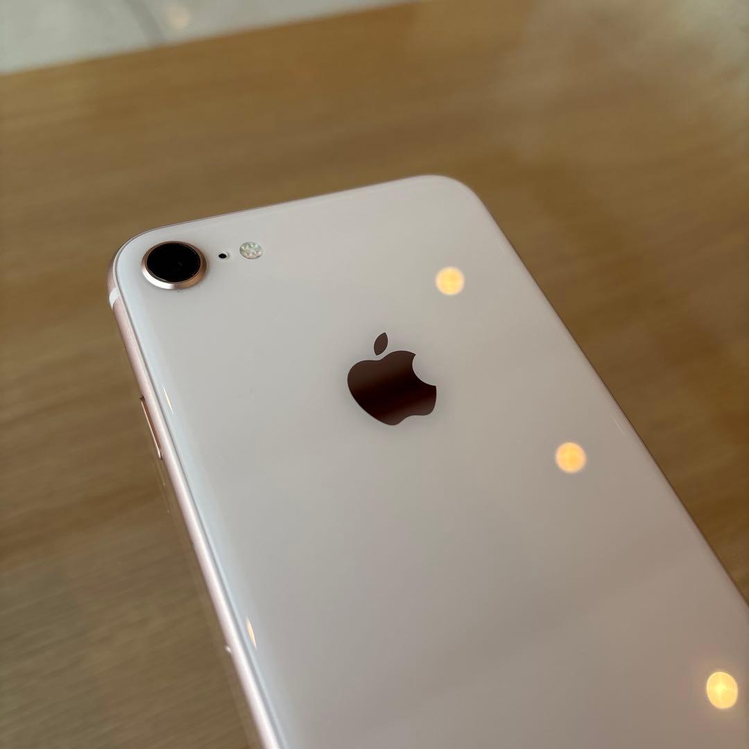 iPhone 8 Plus 64GB ゴールド 本体 / バッテリー96%