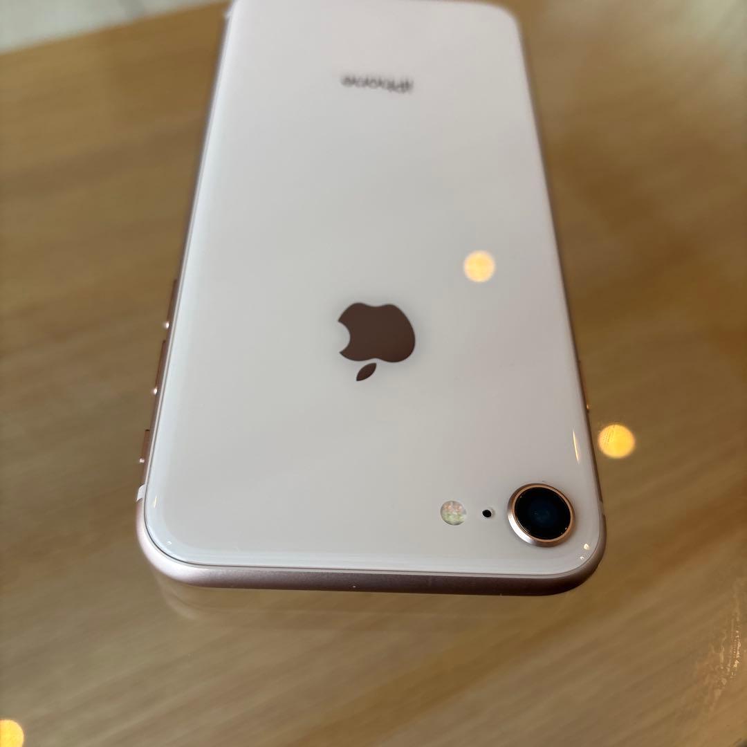 iPhone 8 Plus 64GB ゴールド 本体 / バッテリー96%