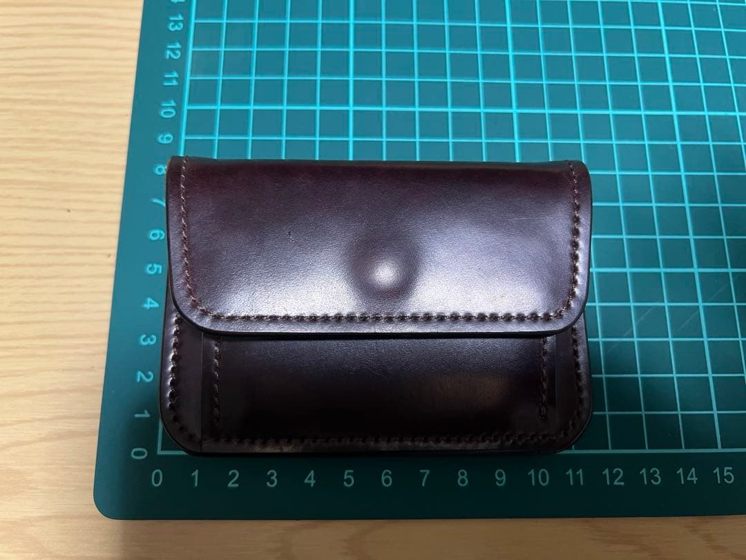 ロブスタレザー #8 バーガンディ ケース