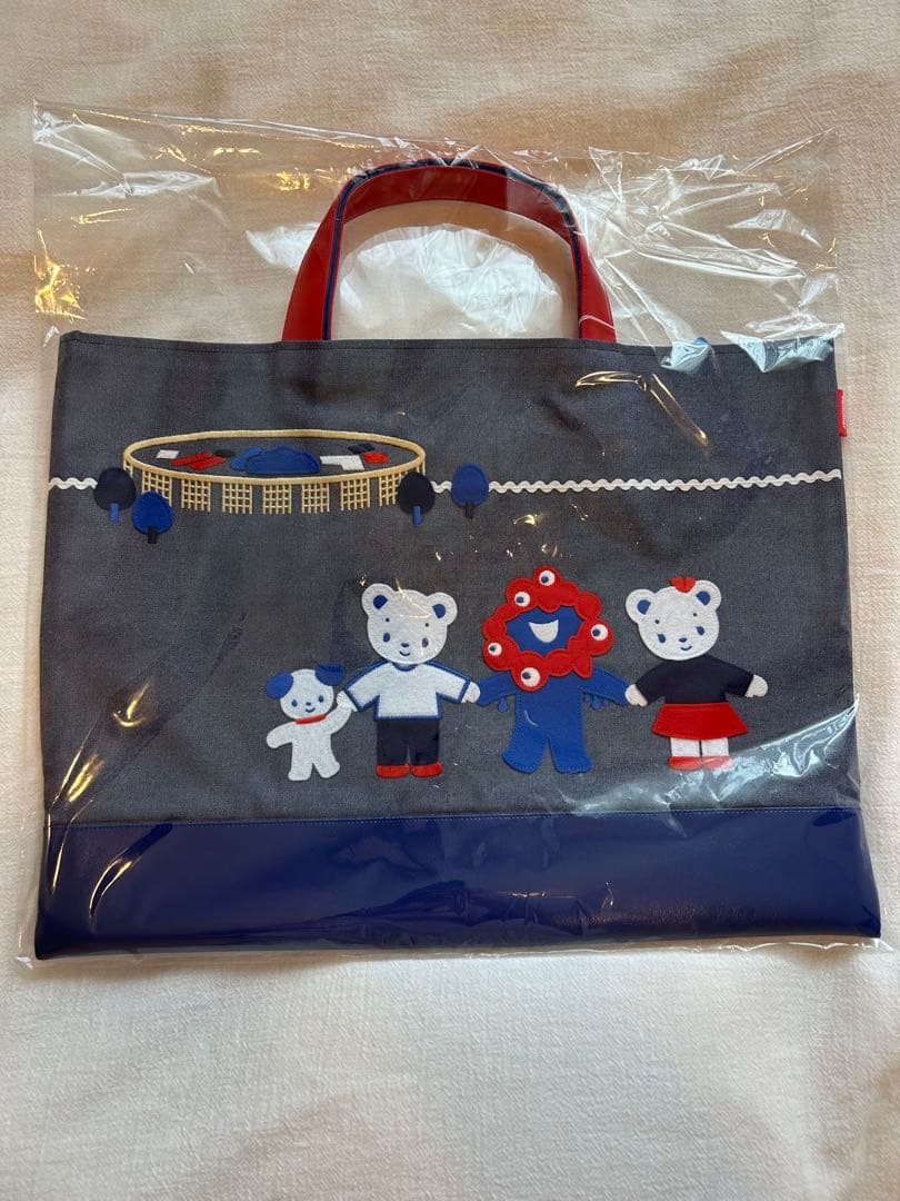 クマキャラクター ショルダーバッグ