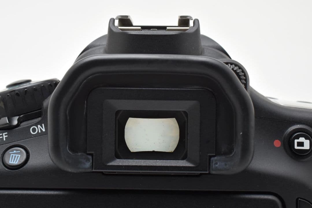 美品　完動品Canon EOS 60D キヤノン レンズセットバッテリー充電器付