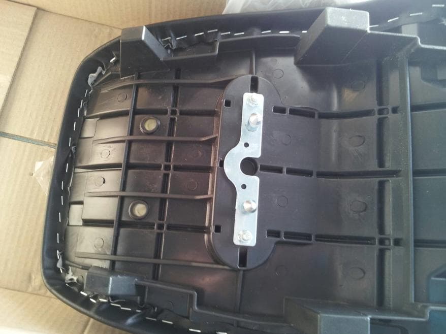 ZRX1200 DAEG シート　ZRX1100　新品　タックロールシート